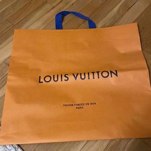 Large Louis Vuitton shopping bag